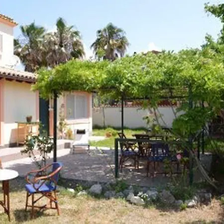 Ettore Holiday home Gardelades